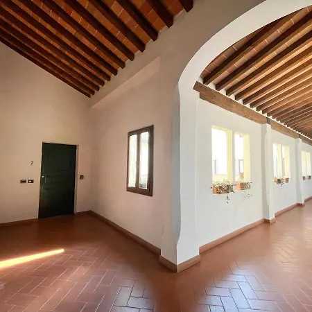 Paradise Convent Florencja